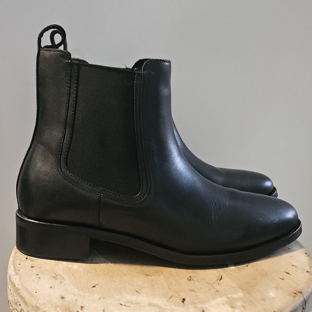 Thursday Boot Company Women's Black Leather Duchess Chelsea 11.5 Wide Classic - Picture 2 of 7